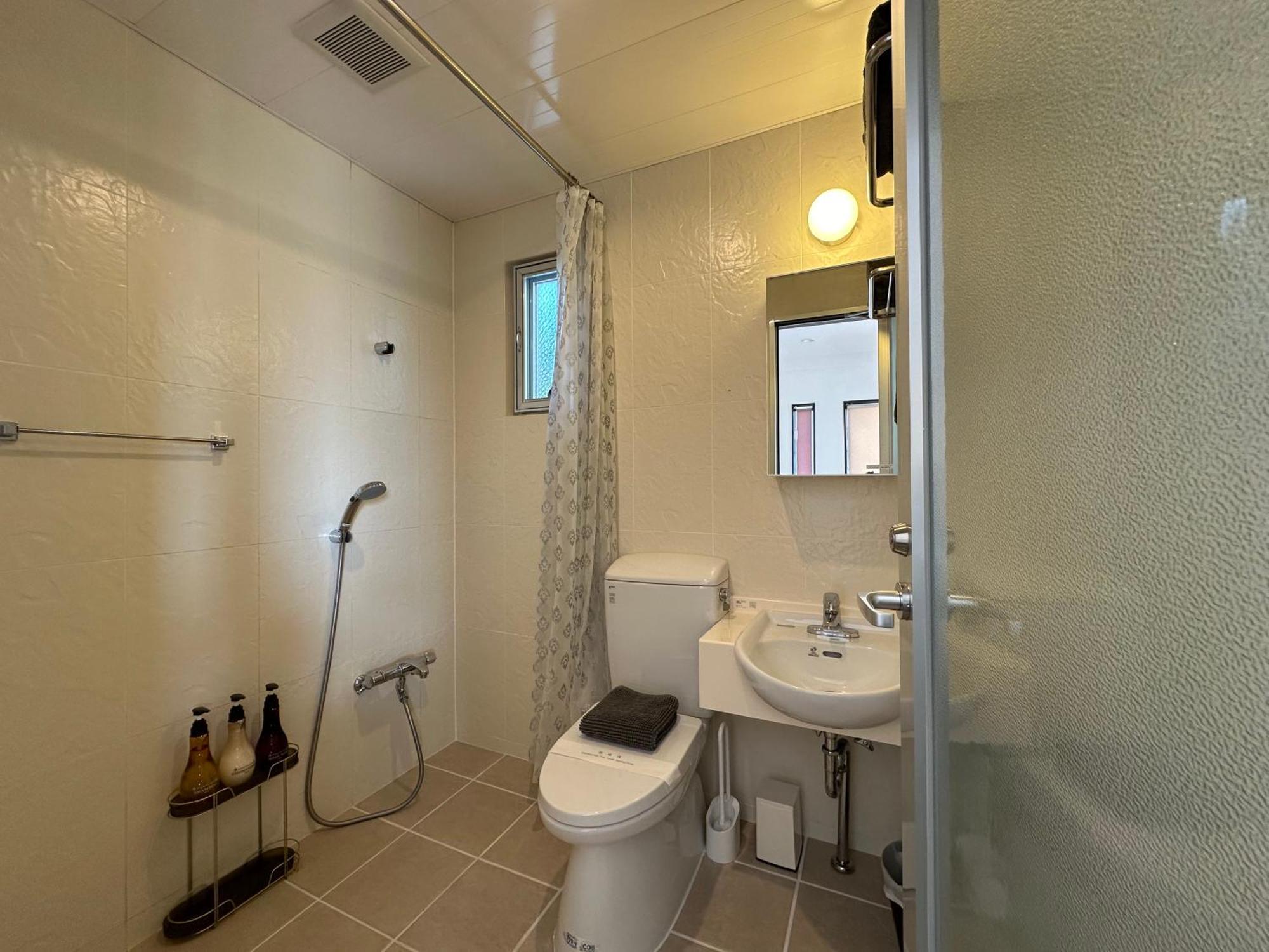 Apartament White Reef Uruma Zewnętrze zdjęcie